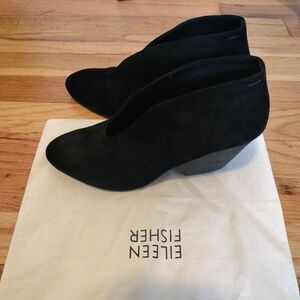 Eileen Fisher Women's Black Suede Ankle Boots